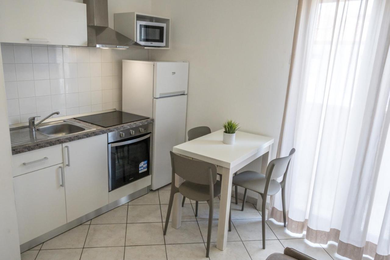 Rimini Bay Suites&Residence ภายนอก รูปภาพ