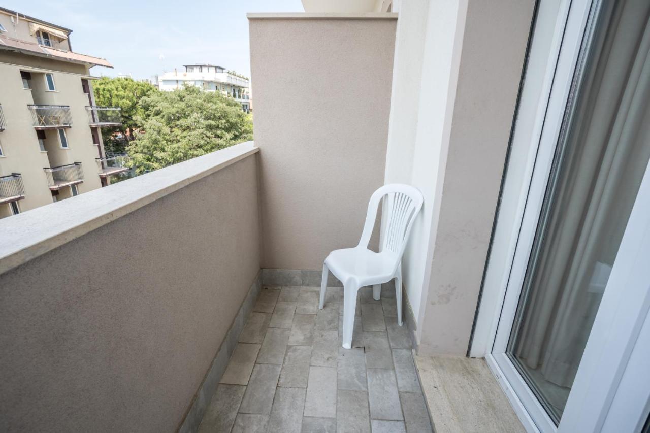 Rimini Bay Suites&Residence ภายนอก รูปภาพ