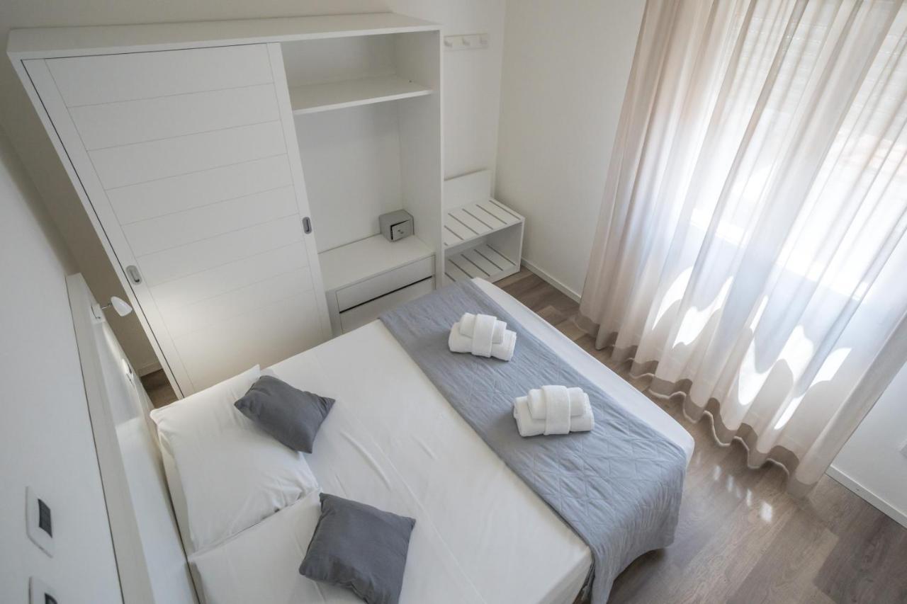 Rimini Bay Suites&Residence ภายนอก รูปภาพ