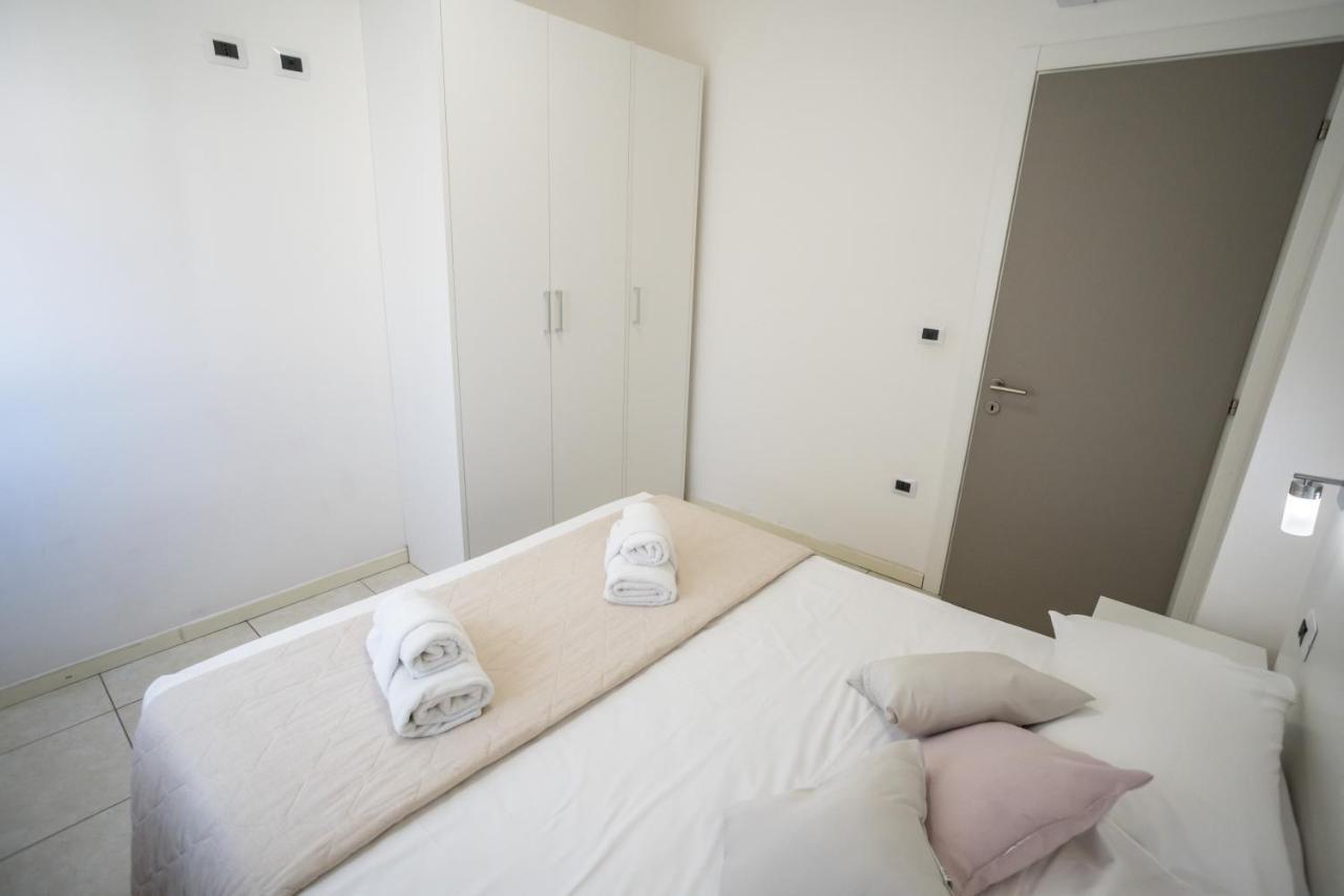 Rimini Bay Suites&Residence ภายนอก รูปภาพ