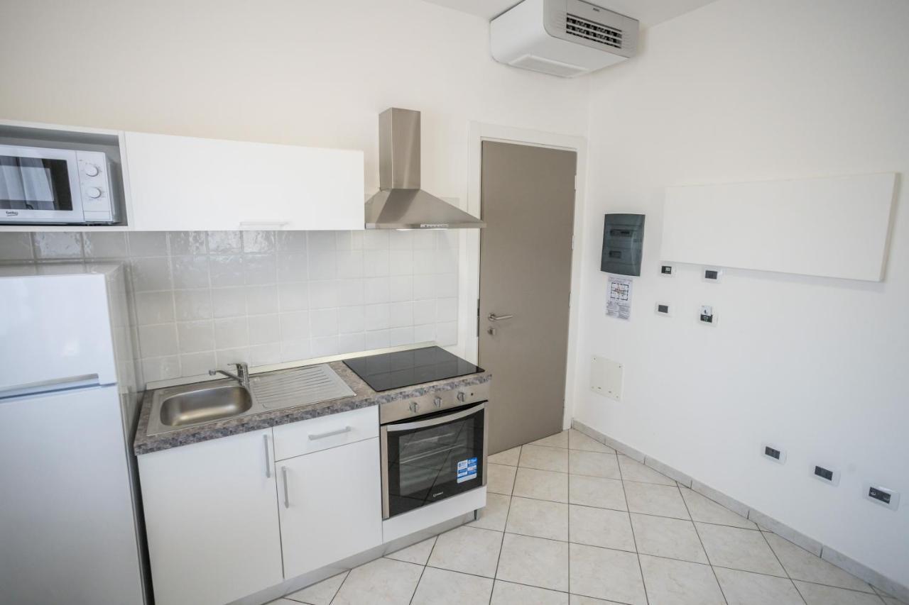 Rimini Bay Suites&Residence ภายนอก รูปภาพ