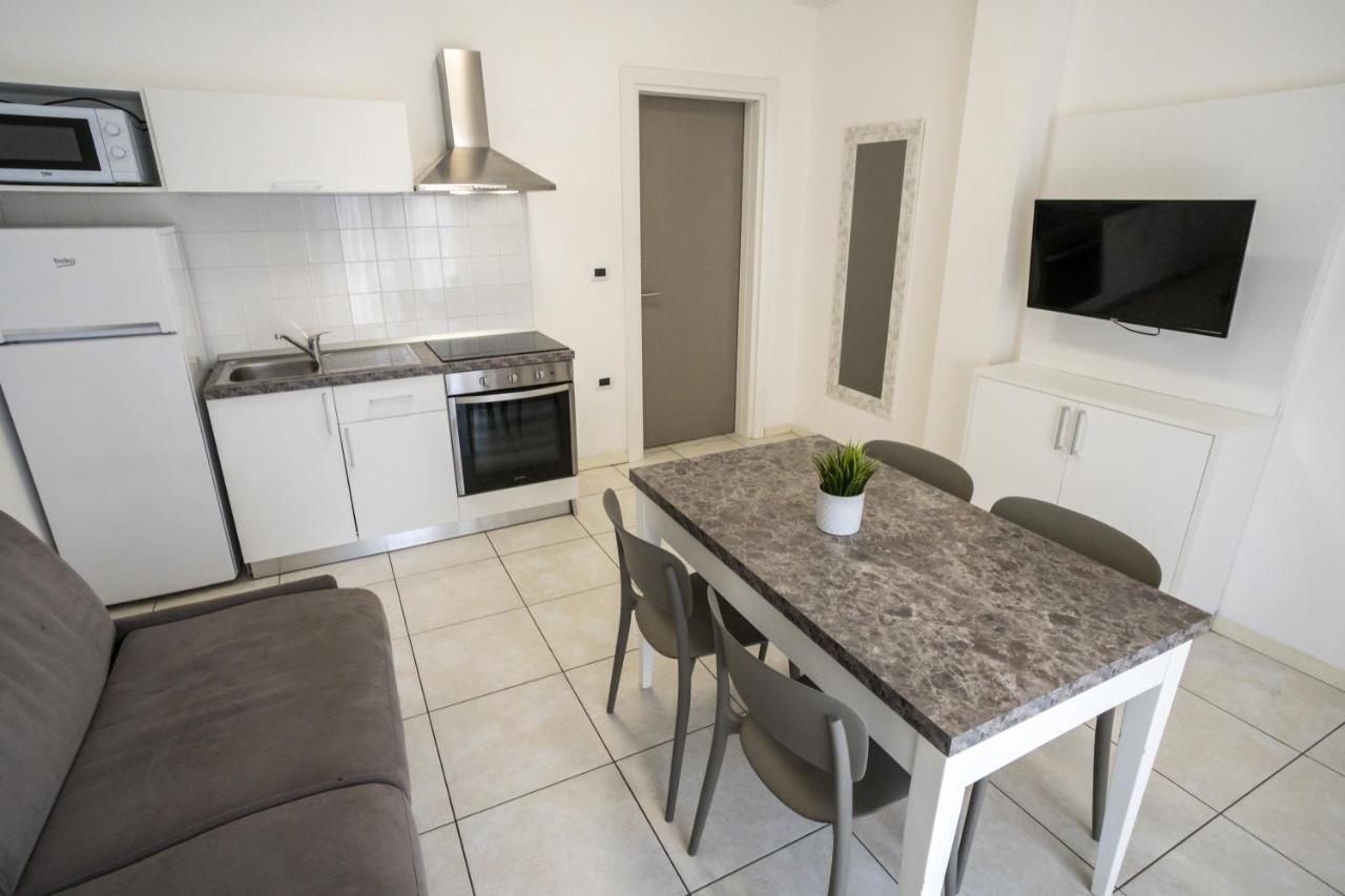 Rimini Bay Suites&Residence ภายนอก รูปภาพ