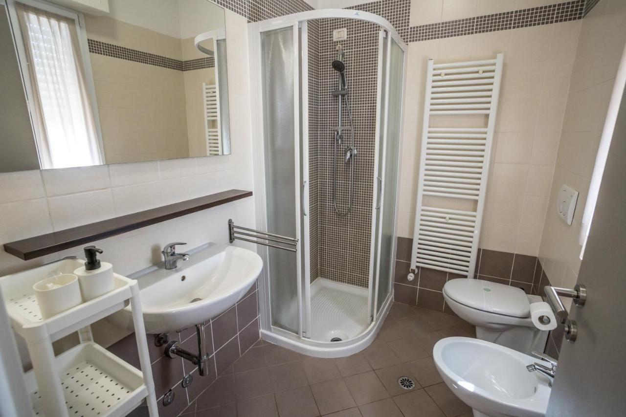 Rimini Bay Suites&Residence ภายนอก รูปภาพ