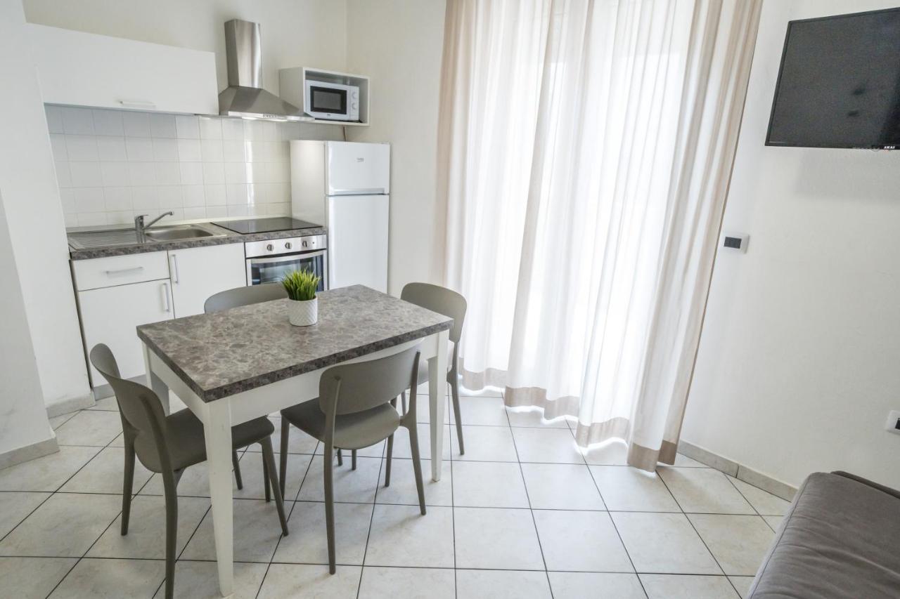 Rimini Bay Suites&Residence ภายนอก รูปภาพ